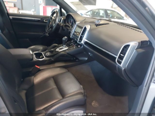 2016 PORSCHE CAYENNE WP1AA2A23GKA15781 Photo 4
