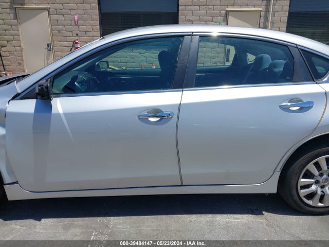 Nissan Altima 2.5 S 2015 1N4AL3AP3FC454362 Image 15