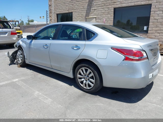 Nissan Altima 2.5 S 2015 1N4AL3AP3FC454362 Image 3