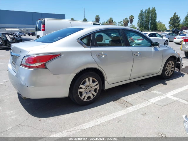 Nissan Altima 2.5 S 2015 1N4AL3AP3FC454362 Image 4