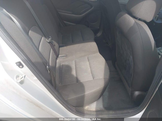 KIA FORTE LX 2017 3KPFK4A79HE029359 Image 8