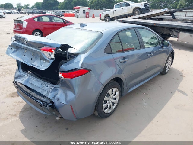 Toyota COROLLA LE 2022 JTDEPMAE6N3013358 Image 4