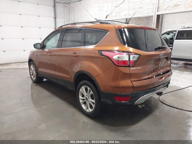 Ford ESCAPE SE 2017 1FMCU9G90HUC88547 Image 3