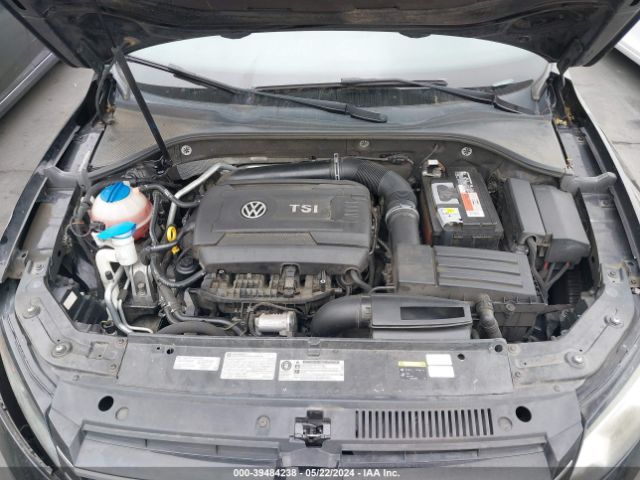 1VWAT7A35FC005227 Volkswagen Passat 1.8t Wolfsburg Edition