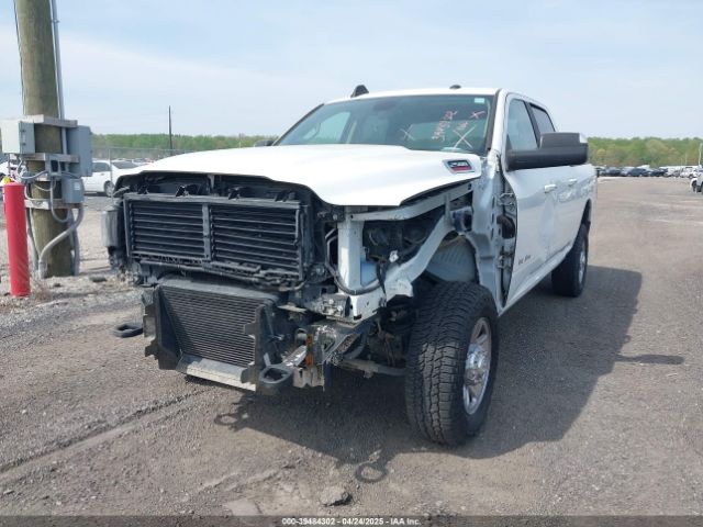 3C6UR5DL1KG620922 RAM 2500 Big Horn  4x4 6'4 Box