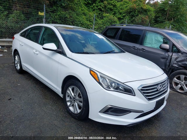 Hyundai SONATA SE 2016 5NPE24AF8GH326734 Image 1