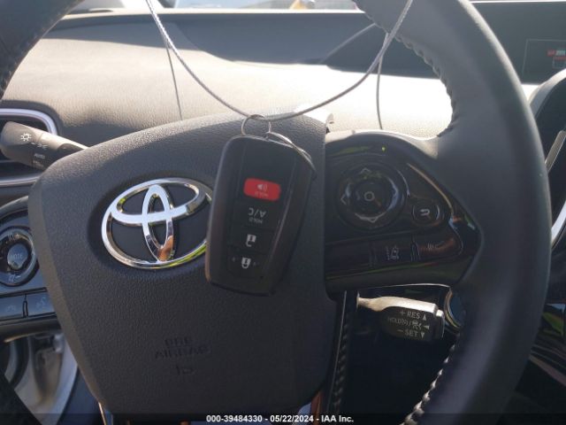 JTDKAMFP1N3201266 Toyota Prius Prime Xle