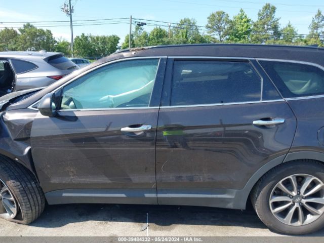 KM8SM4HF5HU220375 Hyundai Santa Fe Se