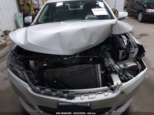 Chevrolet IMPALA 1LT 2018 2G1105S35J9101852 Image 6