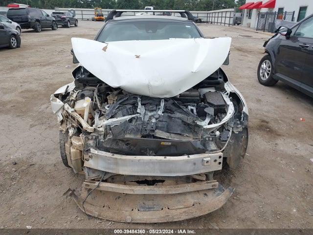 Toyota C-HR XLE 2020 JTNKHMBX6L1078232 Image 13