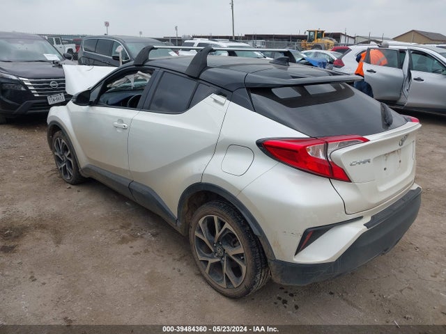 Toyota C-HR XLE 2020 JTNKHMBX6L1078232 Image 3