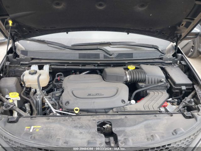 2C4RC1CG9NR208811 Chrysler Voyager Lx