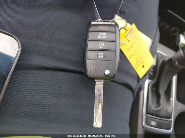 5XXGT4L36JG225932 KIA Optima Lx