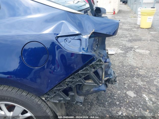 5XXGT4L36JG225932 KIA Optima Lx
