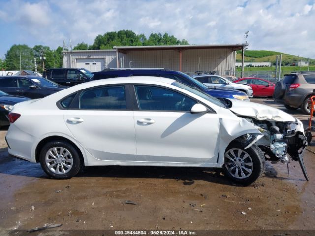 3KPF24AD2KE008124 KIA FORTE FE