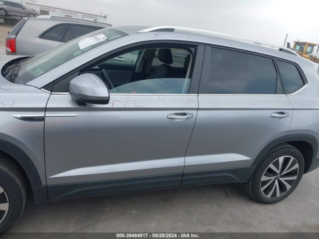3VVWX7B25NM083802 Volkswagen Taos 1.5t Se