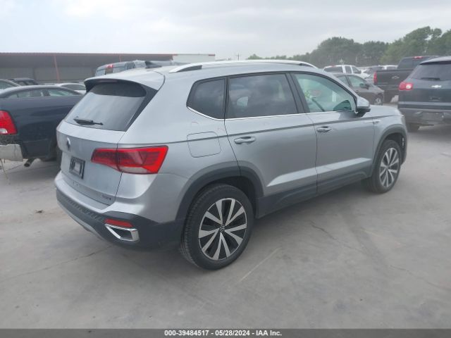 3VVWX7B25NM083802 Volkswagen Taos 1.5t Se