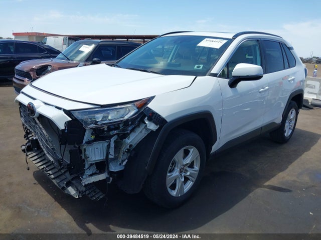 Toyota Rav4 Xle 2021 2T3W1RFV5MC111144 Image 2