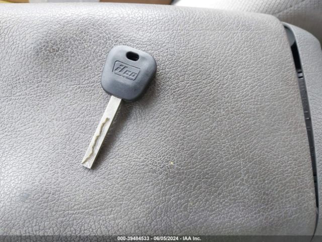 1GTV2UEC3FZ208016 GMC Sierra 1500 Sle
