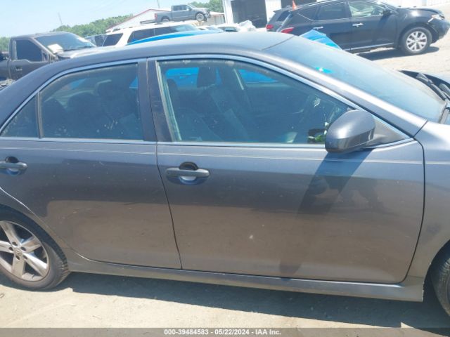 4T1BF1FK8EU360084 Toyota CAMRY SE