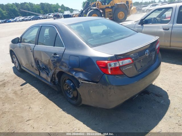 4T1BF1FK8EU360084 Toyota CAMRY SE