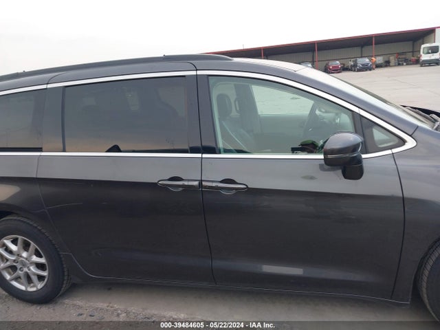 Chrysler Pacifica Touring L 2022 2C4RC1BG9NR109777 Image 13