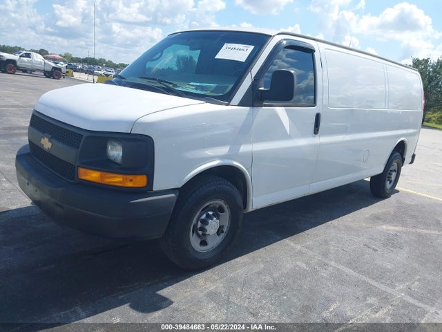 Chevrolet Express 2500 Work Van 2015 1GCWGGCF6F1255172 Image 2