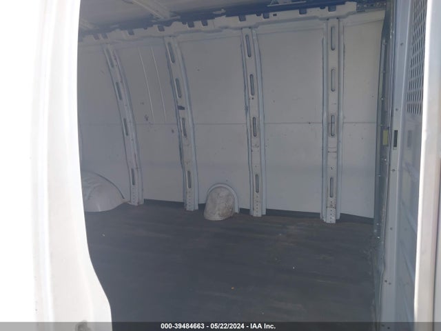 Chevrolet Express 2500 Work Van 2015 1GCWGGCF6F1255172 Image 8