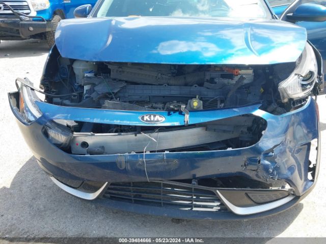 KNDCB3LCXK5334590 KIA NIRO LX