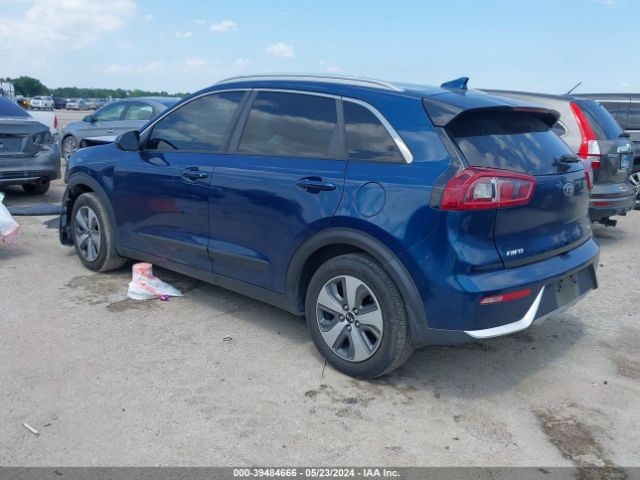 KNDCB3LCXK5334590 KIA NIRO LX
