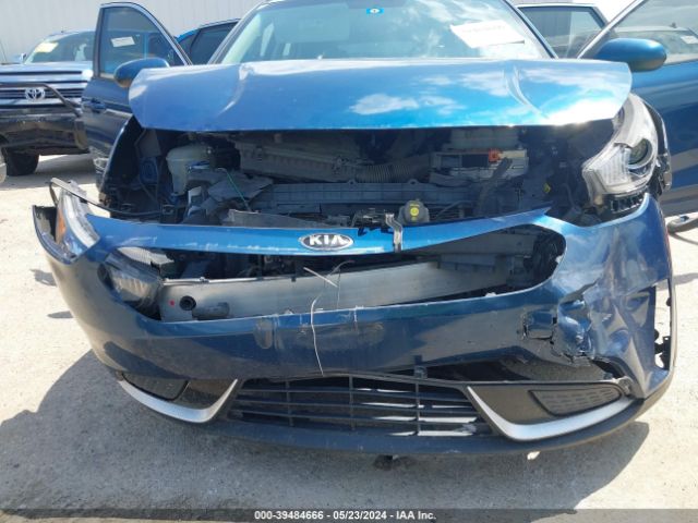 KNDCB3LCXK5334590 KIA NIRO LX