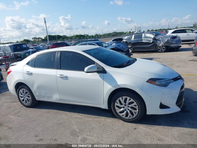 Toyota COROLLA LE 2017 5YFBURHE9HP727754 Image 13