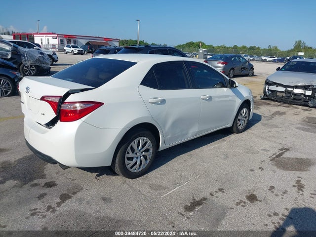 Toyota COROLLA LE 2017 5YFBURHE9HP727754 Image 4