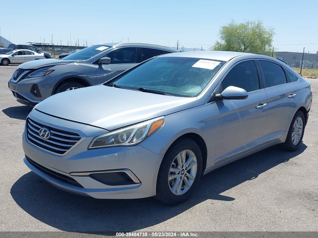 Hyundai SONATA SE 2016 5NPE24AF9GH273753 Image 2