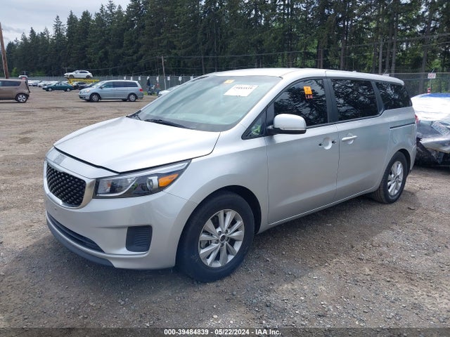 KIA SEDONA LX 2017 KNDMB5C13H6242352 Image 2