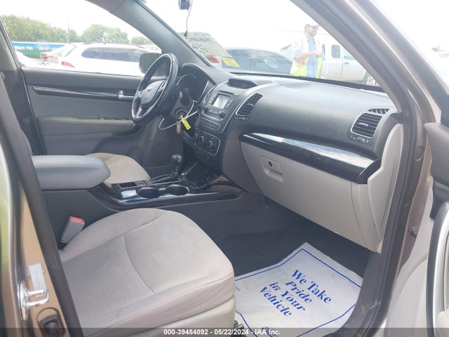KIA SORENTO LX 2014 5XYKT3A62EG530539 Image 5
