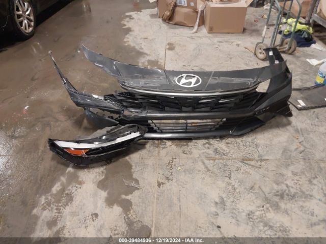 KMHLL4DG9RU716299 Hyundai ELANTRA SE