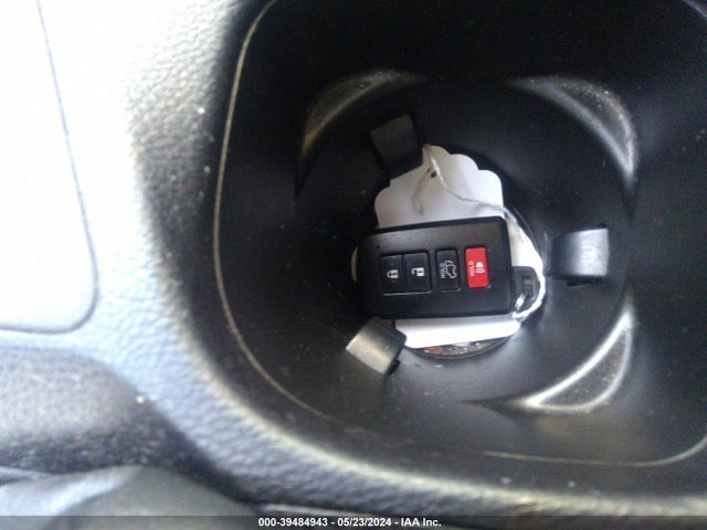 Toyota Rav4 Xle 2017 2T3RFREV4HW543468 Image 11