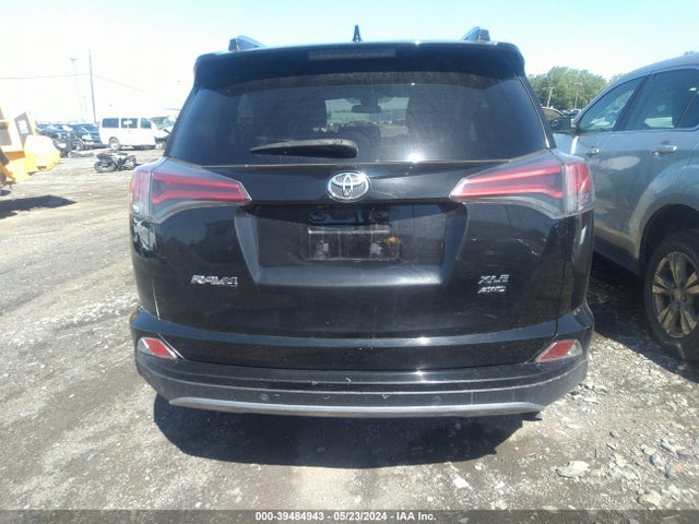 Toyota Rav4 Xle 2017 2T3RFREV4HW543468 Image 16
