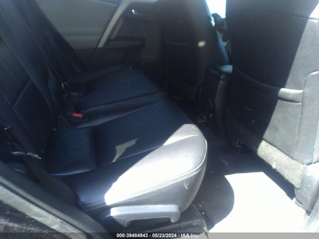 Toyota Rav4 Xle 2017 2T3RFREV4HW543468 Image 8