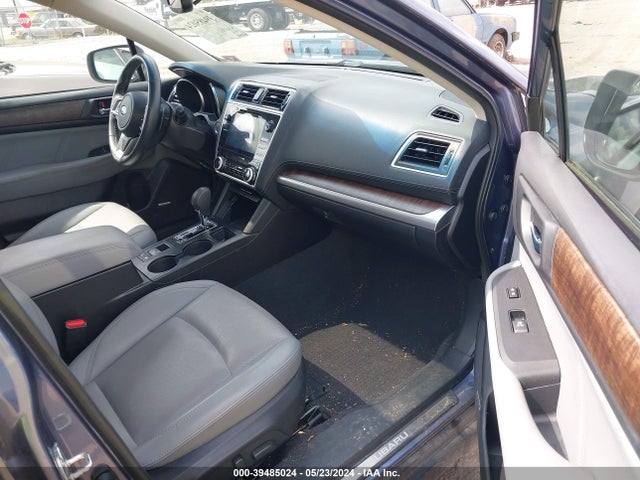 Subaru Outback 2.5i Limited 2018 4S4BSAKC7J3222157 Image 5
