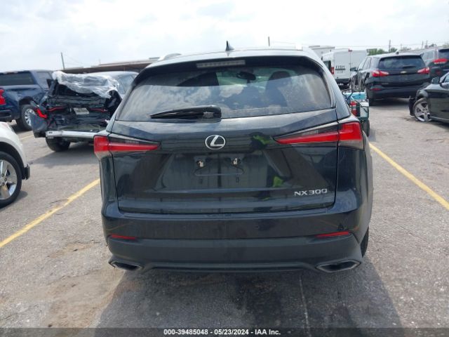 JTJYARBZ5J2097215 Lexus NX 300