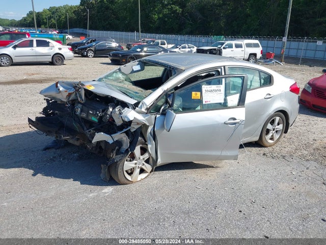 KIA FORTE LX 2015 KNAFX4A67F5263157 Image 2