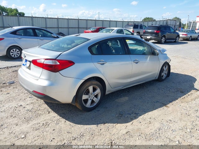 KIA FORTE LX 2015 KNAFX4A67F5263157 Image 4