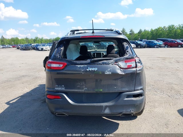 1C4PJMCS3HW529693 Jeep Cherokee Latitude 4x4