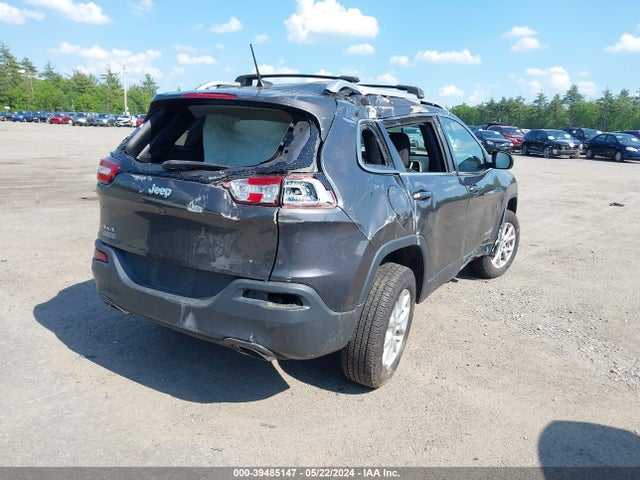 1C4PJMCS3HW529693 Jeep Cherokee Latitude 4x4