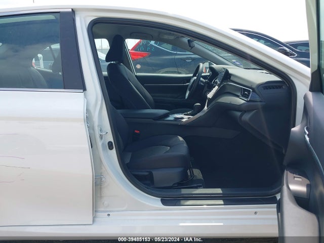 Toyota CAMRY LE 2024 4T1C11AK7RU223654 Image 5