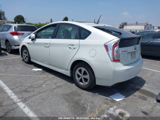 JTDKN3DU2F1974994 Toyota Prius Four
