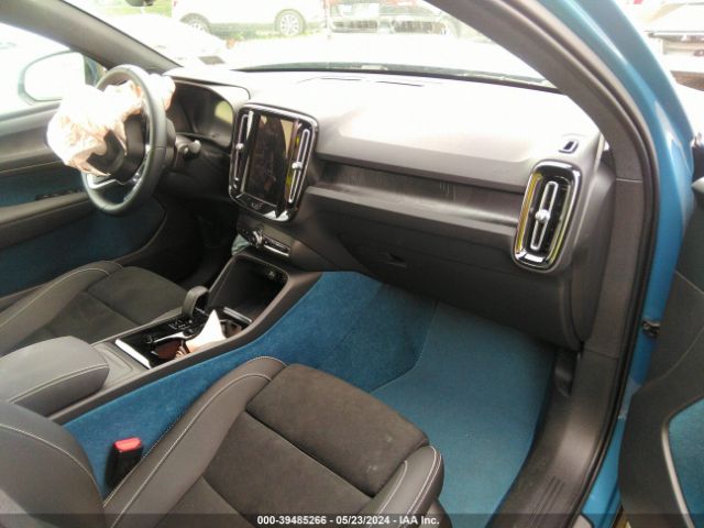 YV4ED3GL8P2037207 Volvo C40 Recharge Pure Electric Twin Plus
