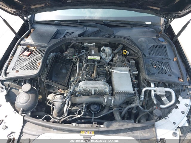 55SWF4JB5FU092344 Mercedes-Benz C 300 Luxury/sport